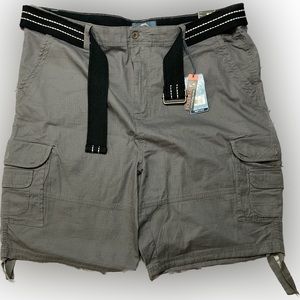 Men's Beverly Hills Polo Club Gunshot Grey Cargo Shorts, NEW, Size 44
